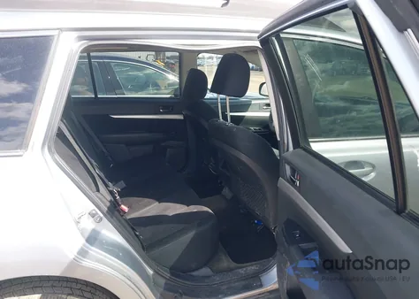 2013 Subaru Outback 2.5I Premium from USA, damaged, VIN 4S4BRCGC4D3281879